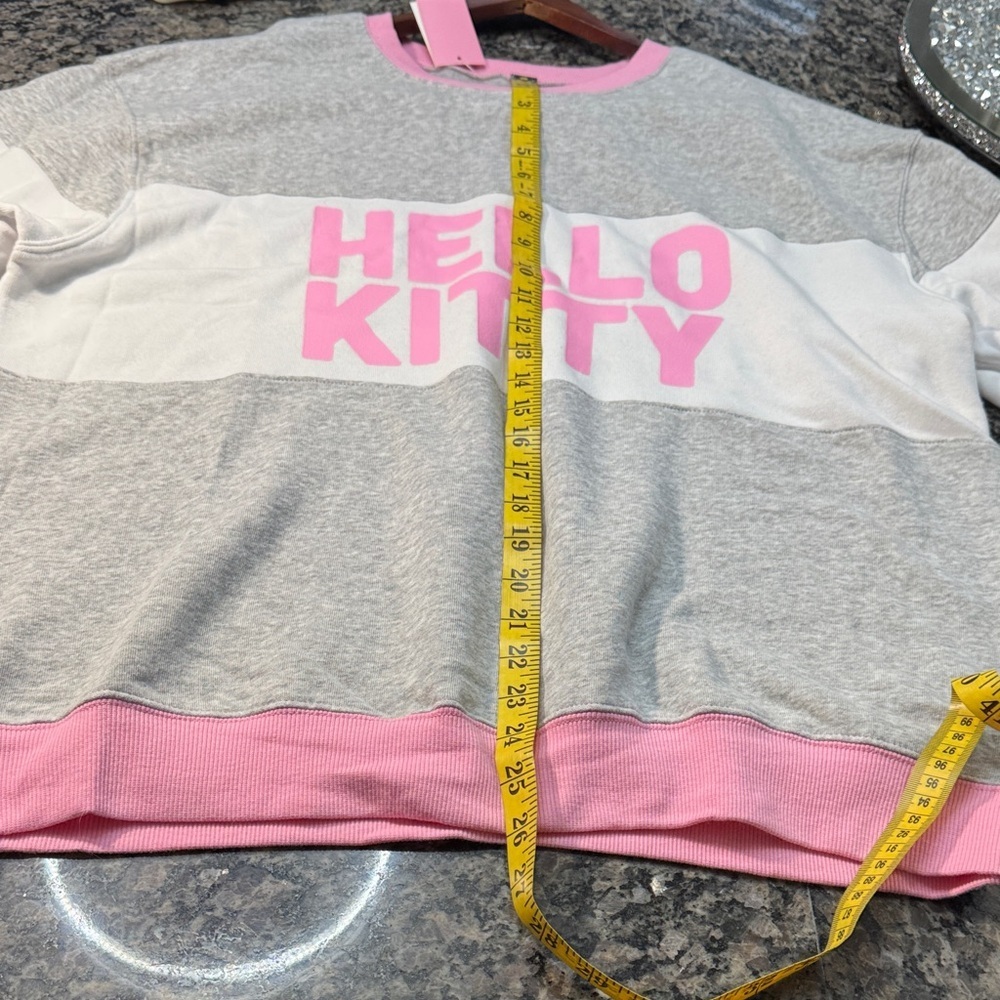 Hello Kitty Gray and Pink Crew Neck Sweatshirt NEW XL - Picture 8 of 12